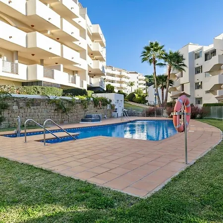 Luminoso En Elviria Apartamento